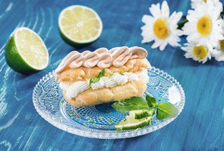 Eclere  cu crema de lime si busuioc