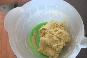 Fursecuri fragede umplute cu gem