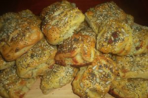 Placinte cu branza si marar la cuptor