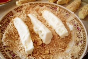 Aperitiv dovlecei crocanti la cuptor