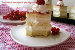Prajitura cu crema mascarpone si jeleu de zmeura