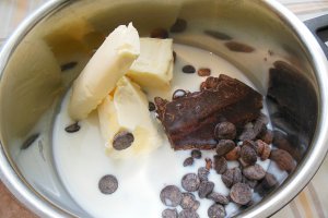 Prajitura cu visine, nuca si mascarpone