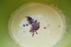 Prajitura cu visine, nuca si mascarpone