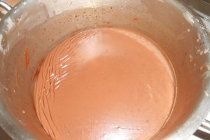 Tort cu ciocolata,mascarpone si banane
