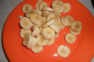 Tort cu ciocolata,mascarpone si banane