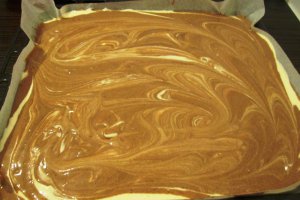 Chec la tava cu visine