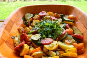 Salata cu zucchini si chorizo