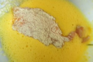 Snitel de curcan cu iaurt si tarhon