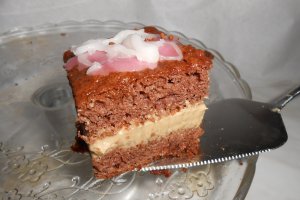 Prajitura cu crema capuccino ( reteta cu nr.700 )