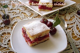 Prajitura turnata cu visine