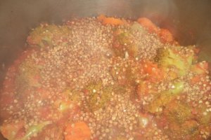 Mancare de legume cu hrisca