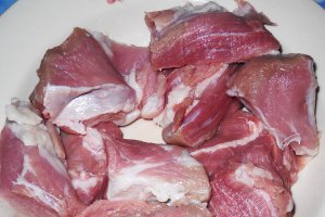 Tocanita de porc cu ceapa si ardei copt