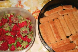 Tiramisu reţetă originală, cu capsuni