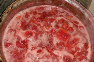 Dulceata de capsuni reteta cu rubarba