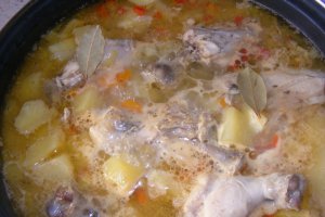 Mâncărică de cartofi cu carne de pui