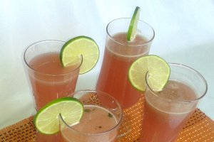 Limonada cu lime si rodie