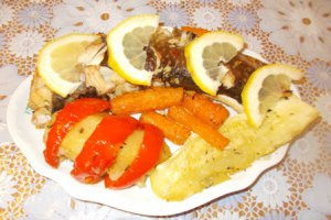 Pastrav cu legume la cuptor