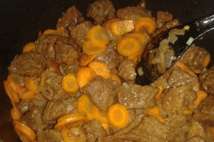 Tocanita cu carne de vita