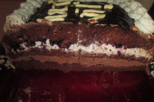 Tort deux chocolats (cu ciocolata alba si neagra)
