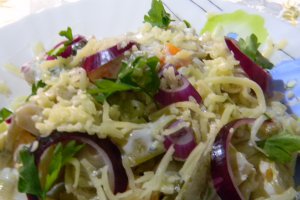 Salata de fasole galbena cu iaurt si mozzarella