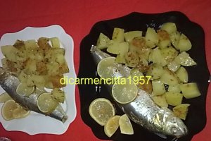 Scrumbie cu cartofi taranesti in vas roman