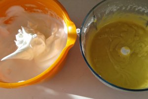 Prajitura cu crema de branza si zmeura - Reteta nr. 400