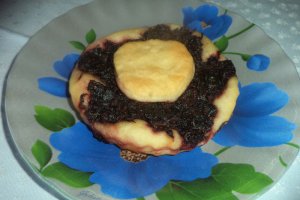 Minitarte cu stir rosu la cuptor
