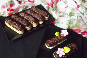 Prăjiturele din pişcoturi cu cremă de mentă şi ciocolată