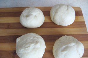 Turte din aluat de paine, la Panini Maker Breville