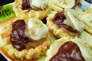 Foietaj cu crema banane si nutella