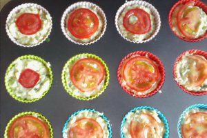 Briose aperitiv cu dovlecei si telemea