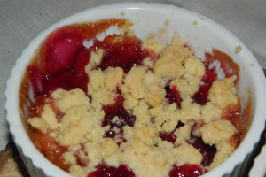Crumble cu visine