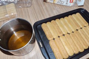 Prajitura cu piscoturi si piure de castane