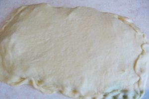 Sandwich-uri din aluat, cu omleta si alte ingrediente, la Panini Maker Breville