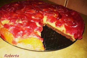 Tarta cu capsuni Rocsi