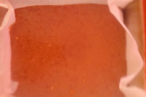 Tort brownie cu ricotta, zmeura si ciocolata