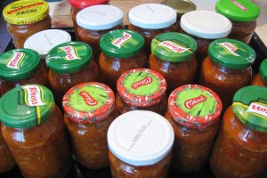 Zacusca de fasole verde, cu dovlecei si ardei copti