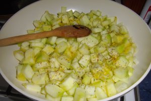 MANCARICA DE DOVLECEI