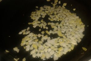 Fasii din piept de curcan cu piure de mazare