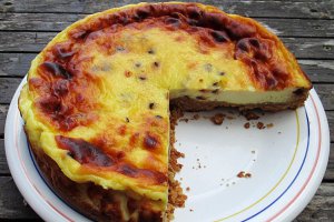 Prajitura cu branza si pepite de ciocolata