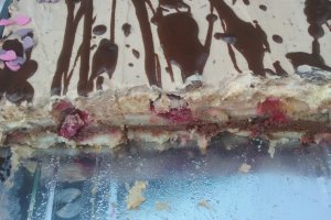 Tort cu crema de vanilie si ciocolata (fara coacere)