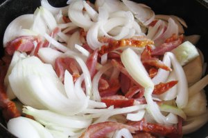 Cartofi gratinati cu afumatura