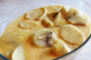Cartofi gratinati cu afumatura