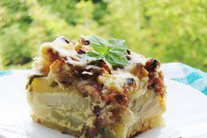 Cartofi gratinati cu afumatura