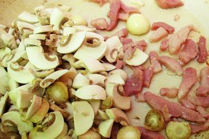 Paste cu champignon