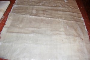 Strudel cu branza sarata