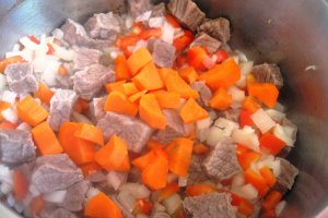 Tocanita cu carne de vita