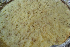 Tort cu crema de caise, fructe de padure si lamaie
