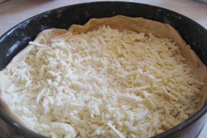 Tarta sarata cu ciuperci