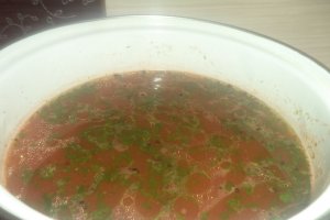 Supa de galuste cu pasta de tomate